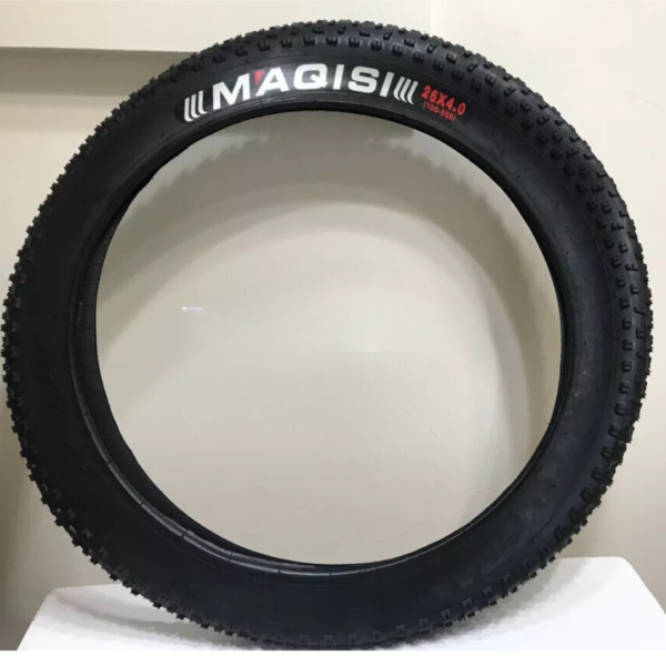 fatbike tire, off-road bike tire, mountain bike tire, snow bike tire, fat tire, all-terrain bicycle tire, tubeless-ready tire, wide bike tire, adventure cycling, heavy-duty bike tire